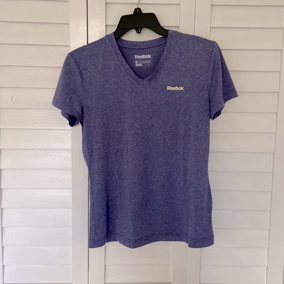 Purple Reebok women’s dri-fit shirt. Size small - Picture 1 of 3
